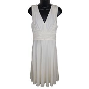 Suzi Chin For Maggy Boutique sleevless pleated dress size 10